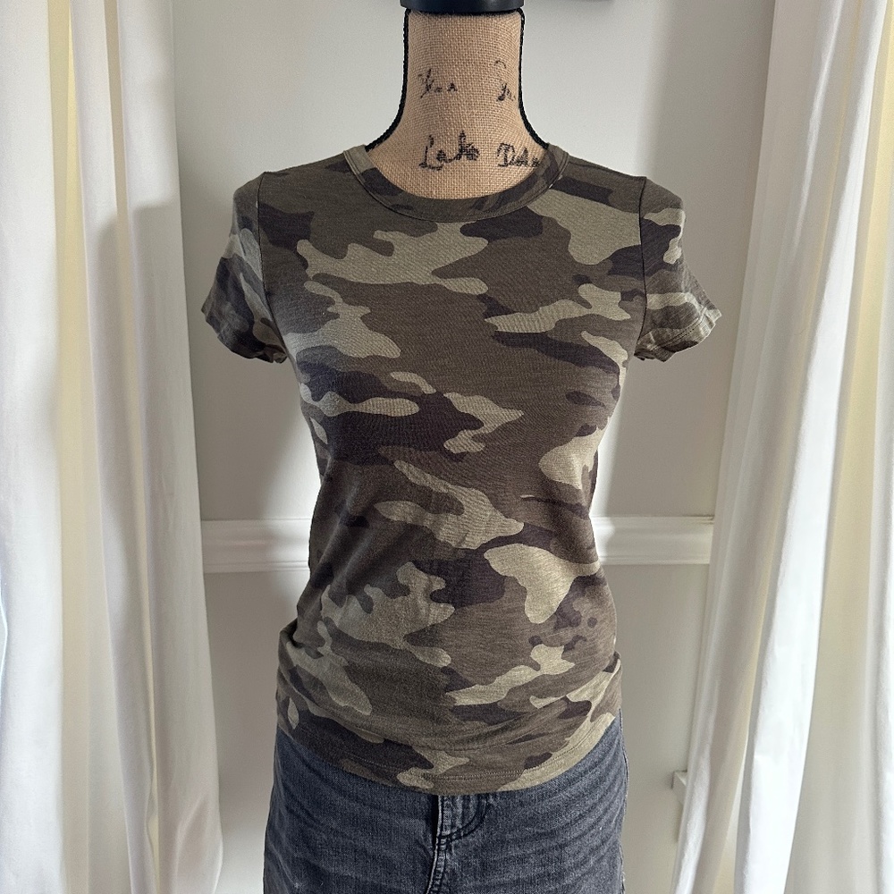 BR Cozy Slub camo print Round neck Tee